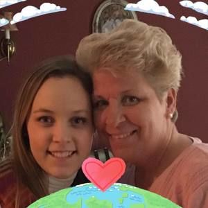 Meet your Posher, Connie